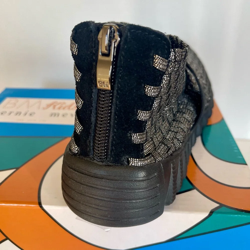 NIB KIDS BERNIE MEV BREATHABLE BIG GIRLS SLIP ON SNEAKERS SIZE 34 or U.S. 2 - Picture 5 of 6
